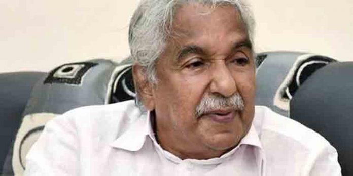 കരിങ്കോടി പ്രതിഷേധം പാടില്ല എന്നു പറയാനാവില്ല : ഉമ്മന്ചാണ്ടി കരിങ്കോടി പ്രതിഷേധം പാടില്ല എന്നു പറയാനാവില്ല : ഉമ്മന്ചാണ്ടി