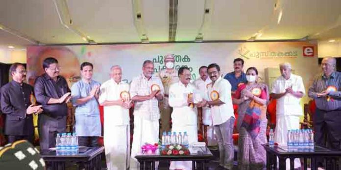 കാര്ട്ടൂണുകളോടുള്ള മാധ്യമങ്ങളുടെ അഭിരുചി കാലത്തിന് അനുസൃതമായി വളര്ന്നിട്ടുണ്ടോയെന്ന് ആത്മപരിശോധന നടത്തണം : പി.എസ് ശ്രീധരന്പിള്ള കാര്ട്ടൂണുകളോടുള്ള മാധ്യമങ്ങളുടെ അഭിരുചി കാലത്തിന് അനുസൃതമായി വളര്ന്നിട്ടുണ്ടോയെന്ന് ആത്മപരിശോധന നടത്തണം : പി.എസ് ശ്രീധരന്പിള്ള