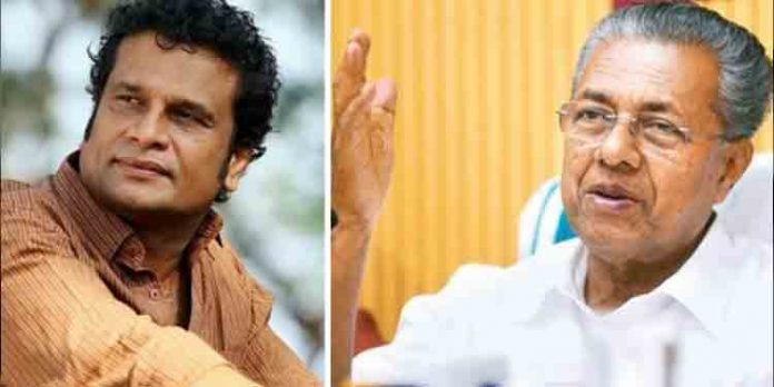 രാഷ്ട്രീയമായി നേരിടാന് കഴിഞ്ഞില്ലെങ്കില് കേരളം കലാപഭൂമിയാകകം : ഹരീഷ് പേരടി രാഷ്ട്രീയമായി നേരിടാന് കഴിഞ്ഞില്ലെങ്കില് കേരളം കലാപഭൂമിയാകകം : ഹരീഷ് പേരടി