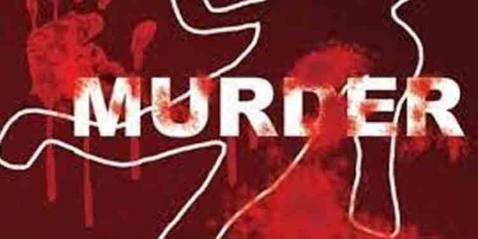 ഇന്ഷുറന്സ് തുക ലഭിക്കാന് ഭര്ത്താവിനെ തലയ്ക്കടിച്ചു കൊലപ്പെടുത്തി ; ഭാര്യ അറസ്റ്റില് ഇന്ഷുറന്സ് തുക ലഭിക്കാന് ഭര്ത്താവിനെ തലയ്ക്കടിച്ചു കൊലപ്പെടുത്തി ; ഭാര്യ അറസ്റ്റില്