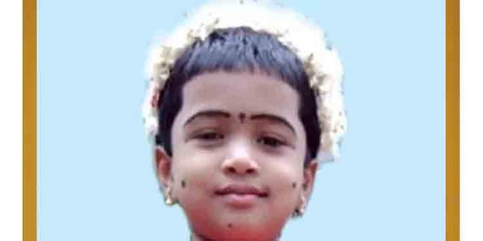 നാലുവയസ്സുകാരി പാമ്പ് കടിയേറ്റു മരിച്ച സംഭവം ; അച്ഛനെ പോലീസ് അറസ്റ്റുചെയ്തു നാലുവയസ്സുകാരി പാമ്പ് കടിയേറ്റു മരിച്ച സംഭവം ; അച്ഛനെ പോലീസ് അറസ്റ്റുചെയ്തു