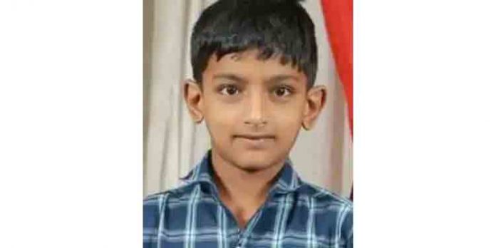 പനി ബാധിച്ച് ചികിത്സയിലിരുന്ന 12കാരന് മരിച്ചു പനി ബാധിച്ച് ചികിത്സയിലിരുന്ന 12കാരന് മരിച്ചു
