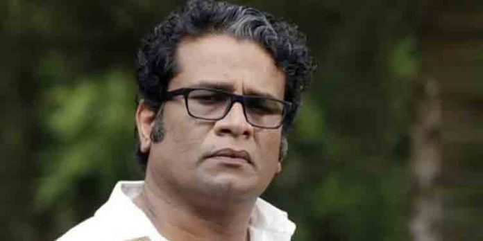 സർക്കാരിനെ വിമർശിച്ച് ഫേയ്സ്ബുക്ക് പോസ്റ്റ് ; നടൻ ഹരീഷ് പേരടിക്ക് വിലക്ക് സർക്കാരിനെ വിമർശിച്ച് ഫേയ്സ്ബുക്ക് പോസ്റ്റ് ; നടൻ ഹരീഷ് പേരടിക്ക് വിലക്ക്