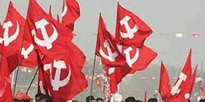 ഒറ്റപ്പാലത്ത് സിപിഎം ഓഫീസിന് നേരെ ആക്രമണം ഒറ്റപ്പാലത്ത് സിപിഎം ഓഫീസിന് നേരെ ആക്രമണം