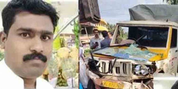 പിക്കപ്പ് വാന് പാഞ്ഞുകയറി രണ്ടുപേര് മരിച്ചു പിക്കപ്പ് വാന് പാഞ്ഞുകയറി രണ്ടുപേര് മരിച്ചു