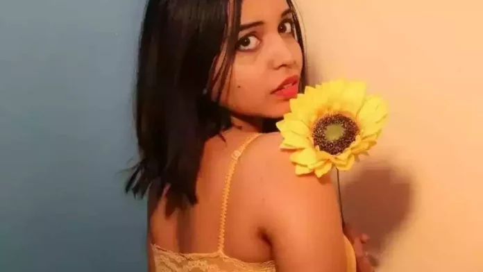 സ്വയം വിവാഹം കഴിക്കാനൊരുങ്ങുന്ന യുവതിക്കെതിരെ ബിജെപി നേതാവ് രംഗത്ത് സ്വയം വിവാഹം കഴിക്കാനൊരുങ്ങുന്ന യുവതിക്കെതിരെ ബിജെപി നേതാവ് രംഗത്ത്