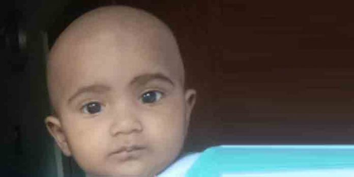 മാതളം തൊണ്ടയില് കുടുങ്ങി 10 മാസം പ്രായമായ കുഞ്ഞ് മരിച്ചു മാതളം തൊണ്ടയില് കുടുങ്ങി 10 മാസം പ്രായമായ കുഞ്ഞ് മരിച്ചു