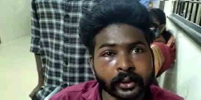 സിപിഎം പ്രവര്ത്തകന് നേരെ നടന്ന ആള്ക്കൂട്ട ആക്രമണം ; കസ്റ്റഡിയില് ആയവരുടെ എണ്ണം അഞ്ചായി സിപിഎം പ്രവര്ത്തകന് നേരെ നടന്ന ആള്ക്കൂട്ട ആക്രമണം ; കസ്റ്റഡിയില് ആയവരുടെ എണ്ണം അഞ്ചായി