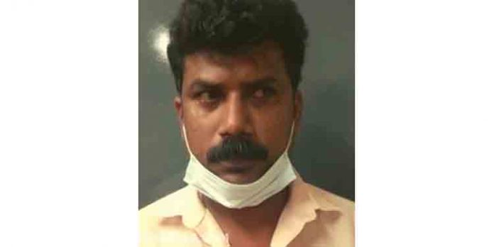 പെൺകുട്ടിയെ ബസ് യാത്രക്കിടെ അപമാനിച്ച കേസ് : പ്രതിയ്ക്കു നാല് വർഷം കഠിന തടവ് പെൺകുട്ടിയെ ബസ് യാത്രക്കിടെ അപമാനിച്ച കേസ് : പ്രതിയ്ക്കു നാല് വർഷം കഠിന തടവ്