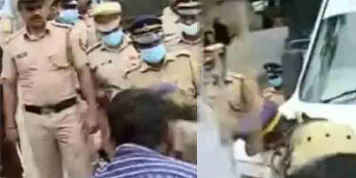 രാഹുല് ഗാന്ധിയുടെ ഓഫിസ് അടിച്ച് തകര്ത്ത സംഭവത്തില് 19 എസ്.എഫ്.ഐ പ്രവര്ത്തകര് അറസ്റ്റില് രാഹുല് ഗാന്ധിയുടെ ഓഫിസ് അടിച്ച് തകര്ത്ത സംഭവത്തില് 19 എസ്.എഫ്.ഐ പ്രവര്ത്തകര് അറസ്റ്റില്
