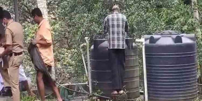 തമിഴ്നാട് സ്വദേശിയെ കുടിവെള്ള ടാങ്കിനുള്ളില് മരിച്ച നിലയില് കണ്ടെത്തി തമിഴ്നാട് സ്വദേശിയെ കുടിവെള്ള ടാങ്കിനുള്ളില് മരിച്ച നിലയില് കണ്ടെത്തി