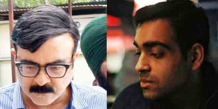 റെയ്ഡിനെത്തിയ ഉദ്യോഗസ്ഥര് മകനെ വധിച്ചെന്ന ആരോപണവുമായി സര്ക്കാര് ഉദ്യോഗസ്ഥന് റെയ്ഡിനെത്തിയ ഉദ്യോഗസ്ഥര് മകനെ വധിച്ചെന്ന ആരോപണവുമായി സര്ക്കാര് ഉദ്യോഗസ്ഥന്