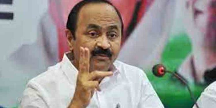 സംസ്ഥാനത്തെ വൈദ്യുതി നിരക്ക് വര്ദ്ധനക്കെതിരെ പ്രതിപക്ഷ നേതാവ് വി.ഡി സതീശന് സംസ്ഥാനത്തെ വൈദ്യുതി നിരക്ക് വര്ദ്ധനക്കെതിരെ പ്രതിപക്ഷ നേതാവ് വി.ഡി സതീശന്