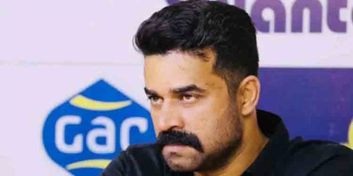 യുവനടിയെ പീഡിപ്പിച്ച കേസില് നിര്മ്മാതാവും നടനുമായ വിജയ് ബാബു അറസ്റ്റില് യുവനടിയെ പീഡിപ്പിച്ച കേസില് നിര്മ്മാതാവും നടനുമായ വിജയ് ബാബു അറസ്റ്റില്
