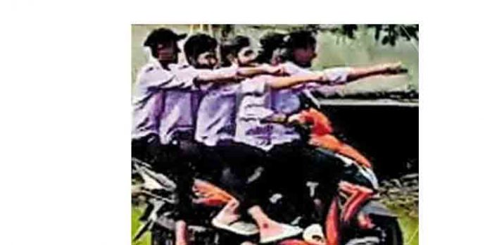 ഒരു സ്കൂട്ടറില് അഞ്ച് വിദ്യാര്ഥികള് ; ലൈസന്സ് റദ്ദാക്കി ഒരു സ്കൂട്ടറില് അഞ്ച് വിദ്യാര്ഥികള് ; ലൈസന്സ് റദ്ദാക്കി