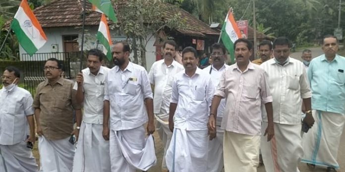 കോൺഗ്രസ് നേതൃത്വത്തിൽ അരുവാപ്പുലം പഞ്ചായത്തിൽ നടത്തിയ ഹർത്താൽ പൂർണ്ണം കോൺഗ്രസ് നേതൃത്വത്തിൽ അരുവാപ്പുലം പഞ്ചായത്തിൽ നടത്തിയ ഹർത്താൽ പൂർണ്ണം