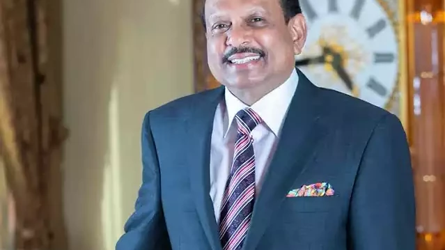 യുപിയിൽ വീണ്ടും നിക്ഷേപവുമായി ലുലു ; മൂന്നു പദ്ധതികൾ പ്രഖ്യാപിച്ചു യുപിയിൽ വീണ്ടും നിക്ഷേപവുമായി ലുലു ; മൂന്നു പദ്ധതികൾ പ്രഖ്യാപിച്ചു