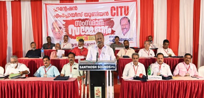 ബഫർ സോണിൽ നിന്ന് തോട്ടം മേഖലയെയും ജനവാസ കേന്ദ്രങ്ങളേയും ഒഴിവാക്കണം ; സിഐടിയു ബഫർ സോണിൽ നിന്ന് തോട്ടം മേഖലയെയും ജനവാസ കേന്ദ്രങ്ങളേയും ഒഴിവാക്കണം ; സിഐടിയു