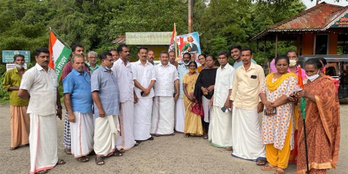 തണ്ണിത്തോട് ഹർത്താൽ പൂർണ്ണം തണ്ണിത്തോട് ഹർത്താൽ പൂർണ്ണം