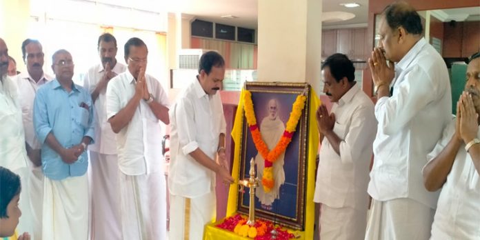 ശ്രീനാരായണ ജയന്തി ആഘോഷം ജില്ലയിൽ വിപുലമായി ആഘോഷിക്കാൻ തീരുമാനമായി ശ്രീനാരായണ ജയന്തി ആഘോഷം ജില്ലയിൽ വിപുലമായി ആഘോഷിക്കാൻ തീരുമാനമായി
