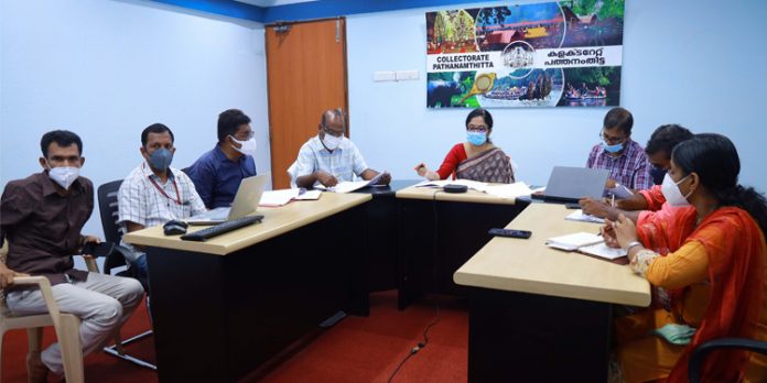 ശബരിമല ഭാഗങ്ങളിലെ റോഡിന്റെ നിര്മ്മാണം വേഗത്തില് പൂര്ത്തീകരിക്കണം : ജില്ലാ കളക്ടര് ശബരിമല ഭാഗങ്ങളിലെ റോഡിന്റെ നിര്മ്മാണം വേഗത്തില് പൂര്ത്തീകരിക്കണം : ജില്ലാ കളക്ടര്