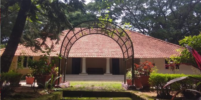 ബ്രിട്ടീഷ് ഭരണകാലത്തെ ചരിത്രം ഓർമ്മപെടുത്തി കോന്നി ഇൻസ്പെക്ഷൻ ബംഗ്ലാവ് ബ്രിട്ടീഷ് ഭരണകാലത്തെ ചരിത്രം ഓർമ്മപെടുത്തി കോന്നി ഇൻസ്പെക്ഷൻ ബംഗ്ലാവ്