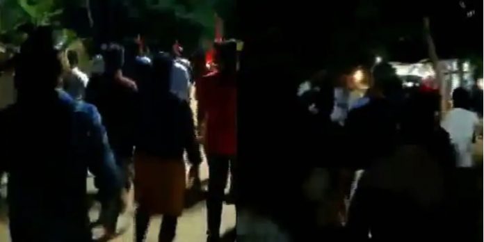 ഡിവൈഎഫ് ഐ കൊലവിളി മുദ്രാവാക്യം ; സംസ്ഥാന പോലീസ് മേധാവിക്ക് പരാതി നൽകി യൂത്ത് കോൺഗ്രസ് ഡിവൈഎഫ് ഐ കൊലവിളി മുദ്രാവാക്യം ; സംസ്ഥാന പോലീസ് മേധാവിക്ക് പരാതി നൽകി യൂത്ത് കോൺഗ്രസ്