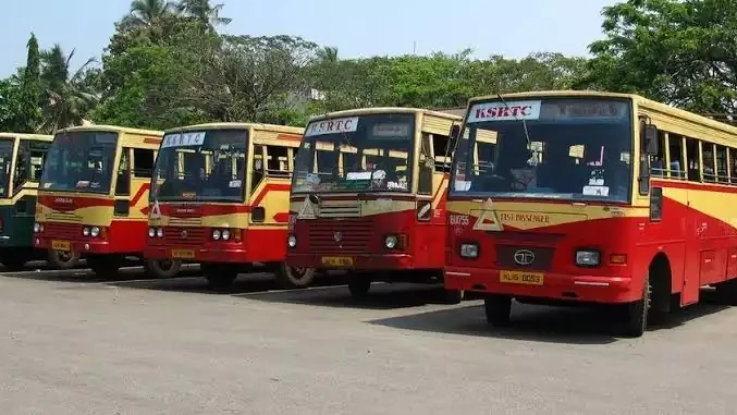 കെഎസ്ആർടിസി യൂണിഫോമിൽ ലോഗോ ; നിര്ദേശം മരവിപ്പിച്ച് മാനേജ്മെന്റ് കെഎസ്ആർടിസി യൂണിഫോമിൽ ലോഗോ ; നിര്ദേശം മരവിപ്പിച്ച് മാനേജ്മെന്റ്