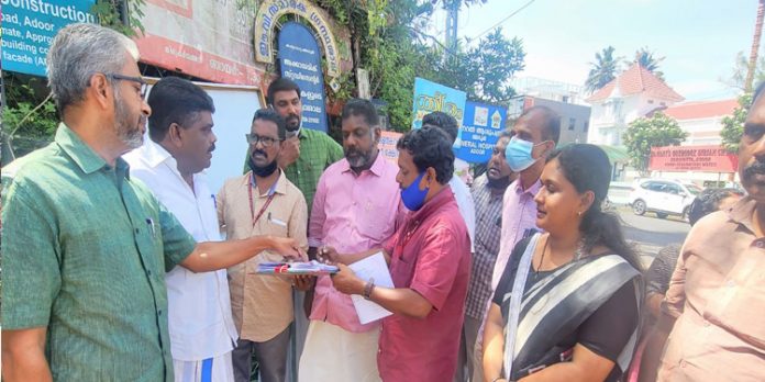 അടൂര് റിംഗ്റോഡ് അലൈന്മെന്റ് നിശ്ചയിക്കുന്നതിന് സ്ഥല പരിശോധന നടത്തി അടൂര് റിംഗ്റോഡ് അലൈന്മെന്റ് നിശ്ചയിക്കുന്നതിന് സ്ഥല പരിശോധന നടത്തി