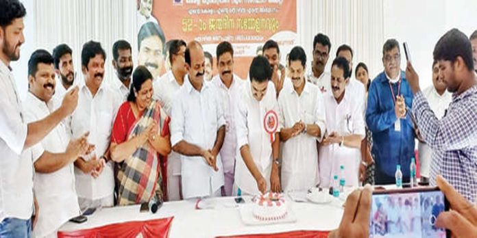 നവകേരളം സൃഷ്ടിക്കുന്നതിൽ യുവജനങ്ങൾക്ക് മുഖ്യപങ്ക് ; ജോസ് കെ. മാണി നവകേരളം സൃഷ്ടിക്കുന്നതിൽ യുവജനങ്ങൾക്ക് മുഖ്യപങ്ക് ; ജോസ് കെ. മാണി