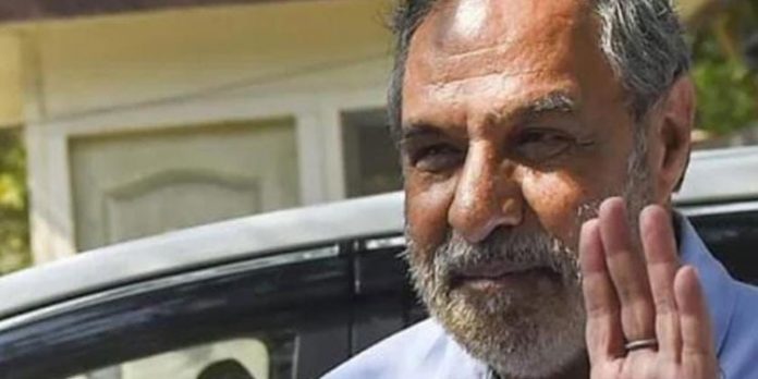 വിട്ടുപോയവരെ മുറുകെപ്പിടിക്കാന് കോണ്ഗ്രസ് ; ആനന്ദ് ശര്മയെ അനുനയിപ്പിക്കാന് സജീവ നീക്കം വിട്ടുപോയവരെ മുറുകെപ്പിടിക്കാന് കോണ്ഗ്രസ് ; ആനന്ദ് ശര്മയെ അനുനയിപ്പിക്കാന് സജീവ നീക്കം
