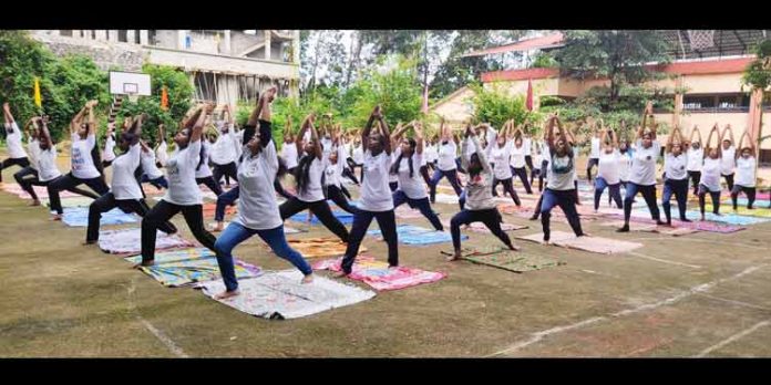 നെഹ്റു യുവ കേന്ദ്ര അന്താരാഷ്ട്ര യോഗ ദിനം ആചരിച്ചു നെഹ്റു യുവ കേന്ദ്ര അന്താരാഷ്ട്ര യോഗ ദിനം ആചരിച്ചു
