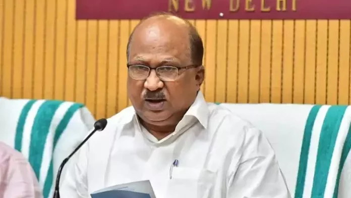 ഉമ തോമസിനെ അഭിനന്ദിച്ച് കെ.വി.തോമസ് ഉമ തോമസിനെ അഭിനന്ദിച്ച് കെ.വി.തോമസ്