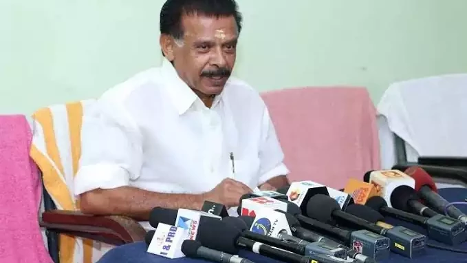 മുൻ എംഎൽഎ പ്രയാർ ഗോപാലകൃഷ്ണൻ അന്തരിച്ചു മുൻ എംഎൽഎ പ്രയാർ ഗോപാലകൃഷ്ണൻ അന്തരിച്ചു
