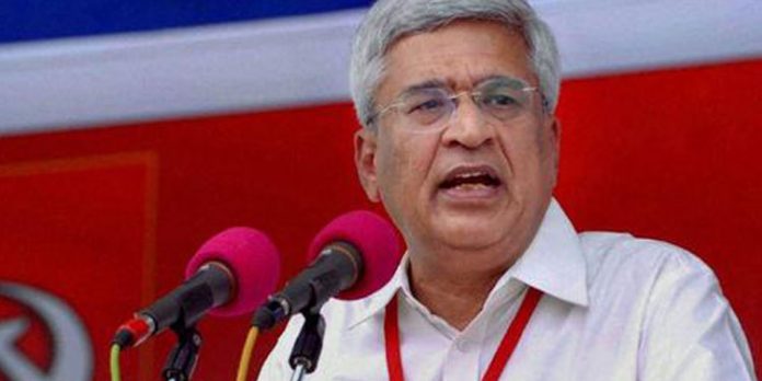 പ്രതിപക്ഷത്തിന്റേത് അർത്ഥശൂന്യമായ പ്രതിഷേധം ; പിണറായിക്ക് പിന്തുണയുമായി പ്രകാശ് കാരാട്ട് പ്രതിപക്ഷത്തിന്റേത് അർത്ഥശൂന്യമായ പ്രതിഷേധം ; പിണറായിക്ക് പിന്തുണയുമായി പ്രകാശ് കാരാട്ട്