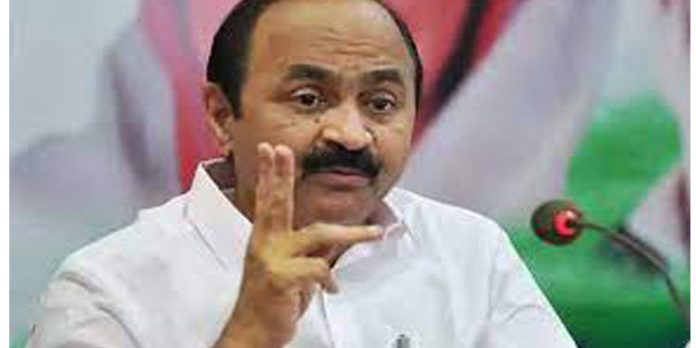 സംഘപരിവാറും കേരളത്തിലെ സിപിഎമ്മും ഒറ്റക്കെട്ട് ; കേരളത്തിലെ ബിജെപി സമരം ഒത്ത് കളി : വി ഡി സതീശന് സംഘപരിവാറും കേരളത്തിലെ സിപിഎമ്മും ഒറ്റക്കെട്ട് ; കേരളത്തിലെ ബിജെപി സമരം ഒത്ത് കളി : വി ഡി സതീശന്