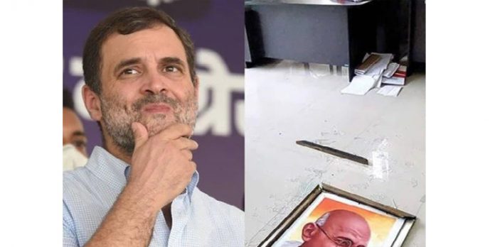 രാഹുല് ഗാന്ധിയുടെ ഓഫീസ് ആക്രമണത്തിൽ ഇന്നും കോൺഗ്രസ് പ്രതിഷേധം ; പ്രതിരോധിക്കാൻ വൈകീട്ട് സിപിഐഎം മാർച്ച് രാഹുല് ഗാന്ധിയുടെ ഓഫീസ് ആക്രമണത്തിൽ ഇന്നും കോൺഗ്രസ് പ്രതിഷേധം ; പ്രതിരോധിക്കാൻ വൈകീട്ട് സിപിഐഎം മാർച്ച്