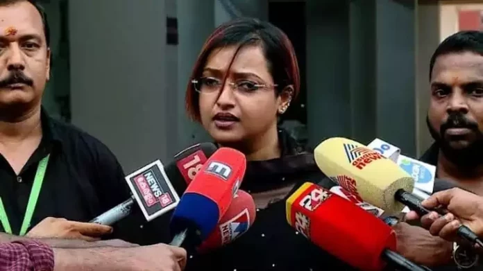 ഇത് പ്രതികാരം, ഗൂഢാലോചന കേസ് റദ്ദാക്കണം ; സ്വപ്ന സുരേഷ് ഹൈക്കോടതിയിലേക്ക് ഇത് പ്രതികാരം, ഗൂഢാലോചന കേസ് റദ്ദാക്കണം ; സ്വപ്ന സുരേഷ് ഹൈക്കോടതിയിലേക്ക്