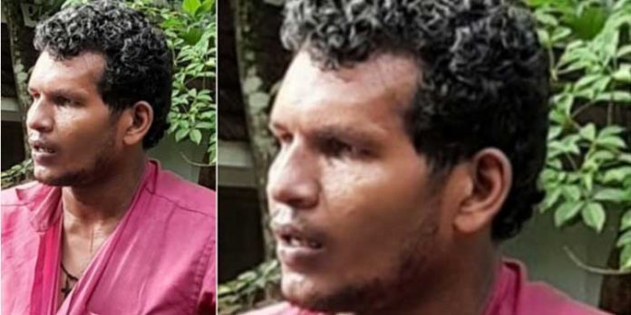 സഹായാഭ്യർത്ഥനയുമായി വീടുകളില് എത്തി ഭീഷണിപ്പെടുത്തിയ യുവാവിനെ നാട്ടുകാര് പിടികൂടി പോലീസില് ഏല്പ്പിച്ചു സഹായാഭ്യർത്ഥനയുമായി വീടുകളില് എത്തി ഭീഷണിപ്പെടുത്തിയ യുവാവിനെ നാട്ടുകാര് പിടികൂടി പോലീസില് ഏല്പ്പിച്ചു
