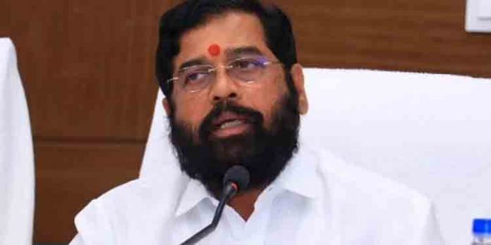 മഹാരാഷ്ട്രാ മുഖ്യമന്ത്രി ഏക്നാഥ് ഷിന്ഡെയെ ശിവസേന പുറത്താക്കി മഹാരാഷ്ട്രാ മുഖ്യമന്ത്രി ഏക്നാഥ് ഷിന്ഡെയെ ശിവസേന പുറത്താക്കി
