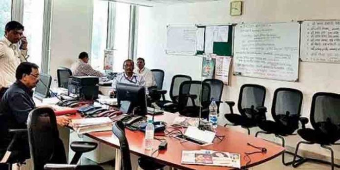 സംസ്ഥാനത്തെ പഞ്ചായത്ത് ഓഫീസുകൾ നാളെ പ്രവർത്തിക്കും സംസ്ഥാനത്തെ പഞ്ചായത്ത് ഓഫീസുകൾ നാളെ പ്രവർത്തിക്കും