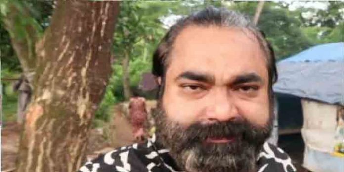 അപകീര്ത്തികരമായ വീഡിയോ പ്രചരിപ്പിച്ചെന്ന പരാതിയില് സൂരജ് പാലാക്കാരനെതിരെ ജാമ്യമില്ലാ വകുപ്പുകള് ഉള്പ്പെടുത്തി കേസെടുത്തു അപകീര്ത്തികരമായ വീഡിയോ പ്രചരിപ്പിച്ചെന്ന പരാതിയില് സൂരജ് പാലാക്കാരനെതിരെ ജാമ്യമില്ലാ വകുപ്പുകള് ഉള്പ്പെടുത്തി കേസെടുത്തു