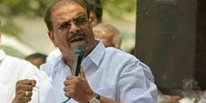 സോളാര് കേസ് വിവാദ നായികയെയും രംഗത്തിറക്കിയത് ജനശ്രദ്ധതിരിക്കലിന്റെ രണ്ടാംഘട്ടം കെ.സുധാകരന് എംപി സോളാര് കേസ് വിവാദ നായികയെയും രംഗത്തിറക്കിയത് ജനശ്രദ്ധതിരിക്കലിന്റെ രണ്ടാംഘട്ടം കെ.സുധാകരന് എംപി