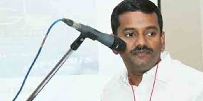 മധ്യവയസ്കനെ മർദ്ദിച്ച റാന്നി പോലീസ് സ്റ്റേഷൻ ഡ്രൈവർക്കെതിരെ നടപടി വേണം ; അഡ്വ.പ്രമോദ് നാരായണൻ എം.എൽ.എ മധ്യവയസ്കനെ മർദ്ദിച്ച റാന്നി പോലീസ് സ്റ്റേഷൻ ഡ്രൈവർക്കെതിരെ നടപടി വേണം ; അഡ്വ.പ്രമോദ് നാരായണൻ എം.എൽ.എ