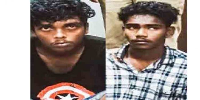 ഡോഗ് സ്ക്വാഡിലെ നായയുടെ സഹായത്തോടെ സ്കൂളില് നിന്നും ലാപ്ടോപ്പും കാമറയും മോഷ്ടിച്ച പൂര്വവിദ്യാര്ഥികള് പിടിയില് ഡോഗ് സ്ക്വാഡിലെ നായയുടെ സഹായത്തോടെ സ്കൂളില് നിന്നും ലാപ്ടോപ്പും കാമറയും മോഷ്ടിച്ച പൂര്വവിദ്യാര്ഥികള് പിടിയില്