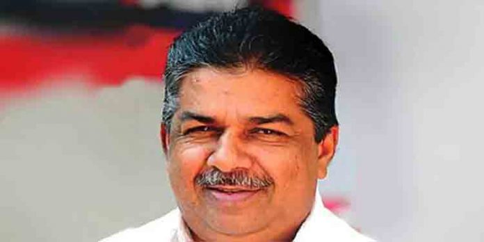 സജി ചെറിയാന് ഇന്ന് ചെങ്ങന്നൂരില് നല്കാനിരുന്ന സ്വീകരണം റദ്ദാക്കി സജി ചെറിയാന് ഇന്ന് ചെങ്ങന്നൂരില് നല്കാനിരുന്ന സ്വീകരണം റദ്ദാക്കി