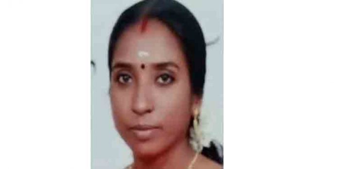 പുനലൂരില് യുവതിയെ കൊല്ലപ്പെട്ട നിലയില് കണ്ടെത്തി പുനലൂരില് യുവതിയെ കൊല്ലപ്പെട്ട നിലയില് കണ്ടെത്തി