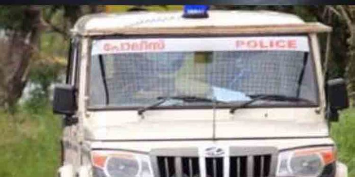തിരുവനന്തപുരത്ത് വിദ്യാര്ത്ഥിക്ക് അദ്ധ്യാപകന്റെ ക്രൂര മര്ദ്ദനം തിരുവനന്തപുരത്ത് വിദ്യാര്ത്ഥിക്ക് അദ്ധ്യാപകന്റെ ക്രൂര മര്ദ്ദനം