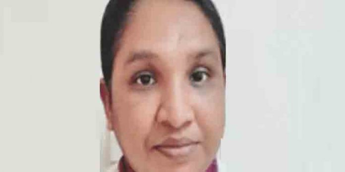 ആദായനികുതി ഉദ്യോഗസ്ഥര് ചമഞ്ഞ് വീട്ടില്നിന്ന് സ്വര്ണവും പണവും കവര്ന്ന കേസില് ഒരാള് കൂടി പിടിയില് ആദായനികുതി ഉദ്യോഗസ്ഥര് ചമഞ്ഞ് വീട്ടില്നിന്ന് സ്വര്ണവും പണവും കവര്ന്ന കേസില് ഒരാള് കൂടി പിടിയില്