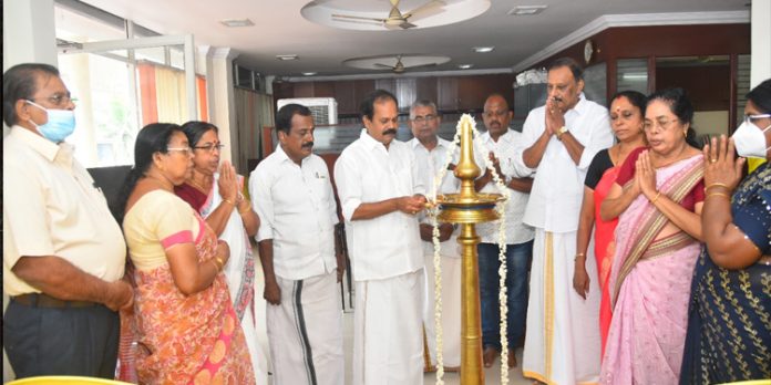 ശ്രീനാരായണ ദാർശനിക പഠന ക്ലാസ് നടന്നു ശ്രീനാരായണ ദാർശനിക പഠന ക്ലാസ് നടന്നു